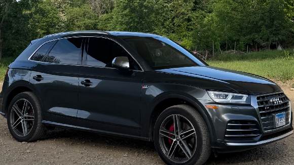 NA PRODAJU AUTOMOBIL MARKE AUDI SQ5