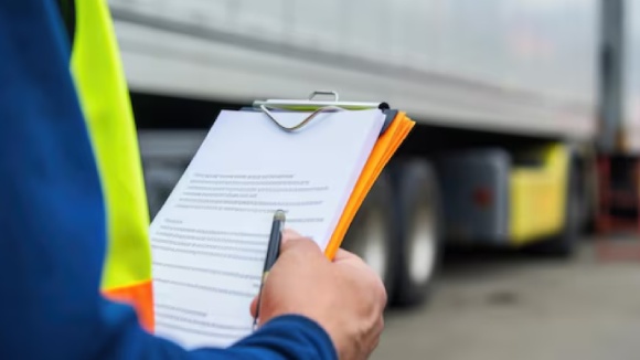TRUCKING KOMPANIJI IZ CIKAGA POTREBAN SAFETY OFFICER