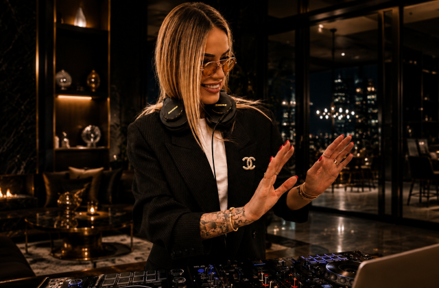 DJ CROWN // CACHÉ // CHICAGO // AVGUST 29. 2026.