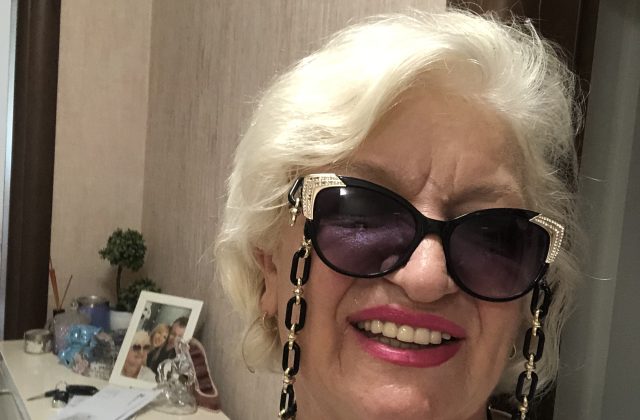 Caregiver sa iskustvom i Green Card-om traži live-in posao