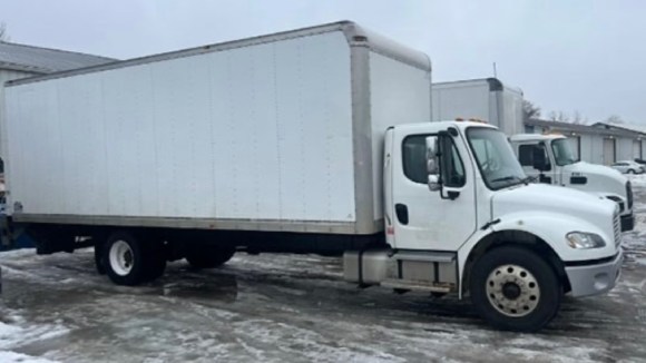 NON CDL BOX TRUCKS FOR RENT