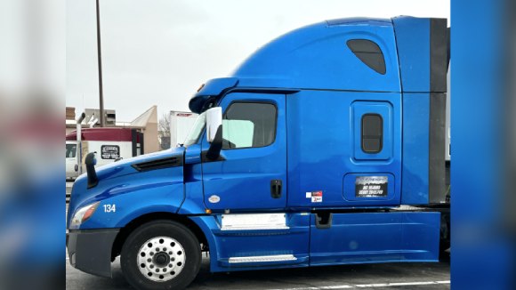 NA PRODAJU 9 FREIGHTLINER CASCADIA KAMIONA