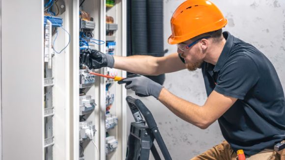 ELEKTRICARSKE USLUGE – BRZO, POVOLJNO I POUZDANO!
